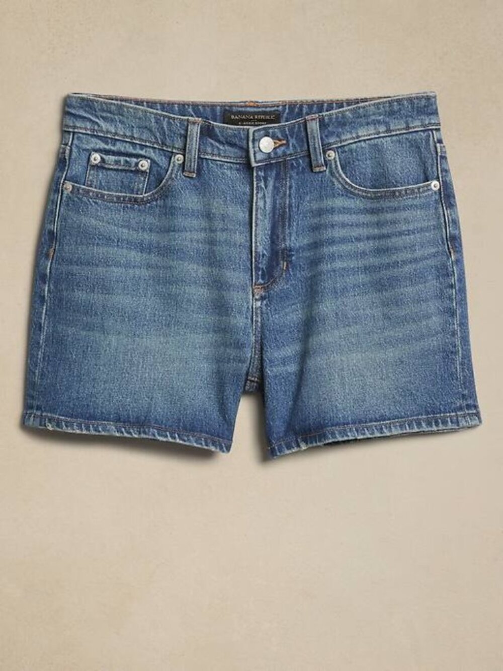 BANANA REPUBLIC FACTORY classic denim shorts 4" inseam in medium wash (10/30)